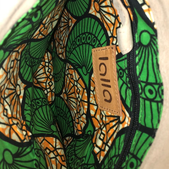 Beautiful Light Gray Suede Purse from Morocco - Picture 3 of 3